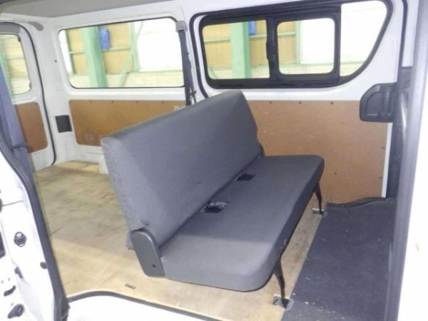 Грузопассажирский микроавтобус Toyota Hiace Van кузов TRH200V модификация Long DX гв 2017 салон 3-6 мест — фото 4